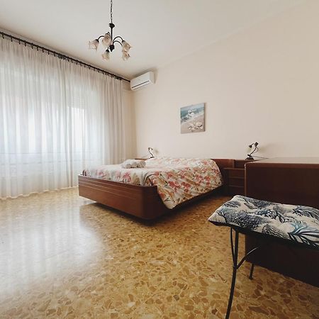 Cipriani Apartment Lido di Ostia Exterior photo
